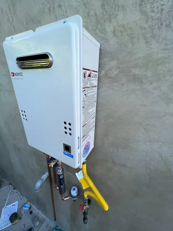 Tankless water heater installation for Southeast Industrial District homes